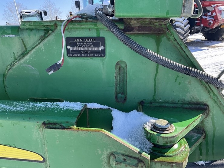 john-deere-6000-image-30