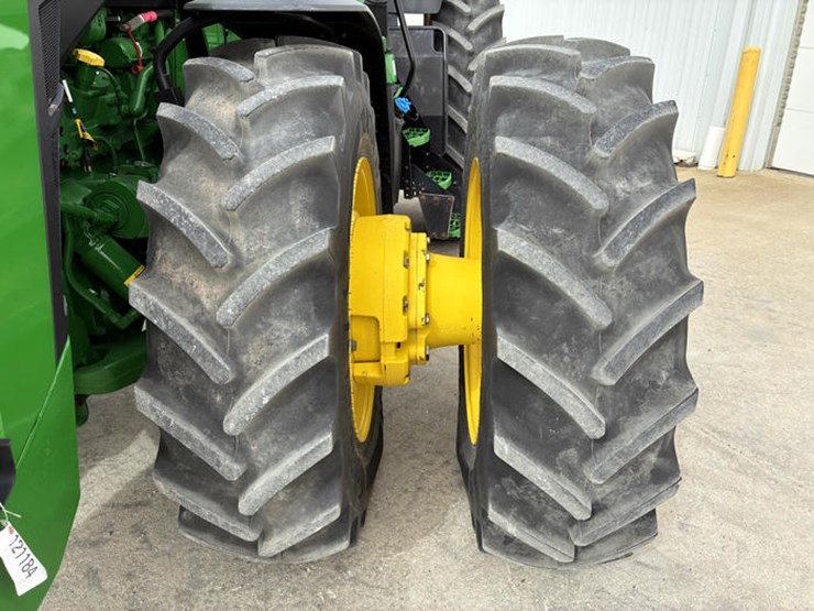 john-deere-8r-370-image-47