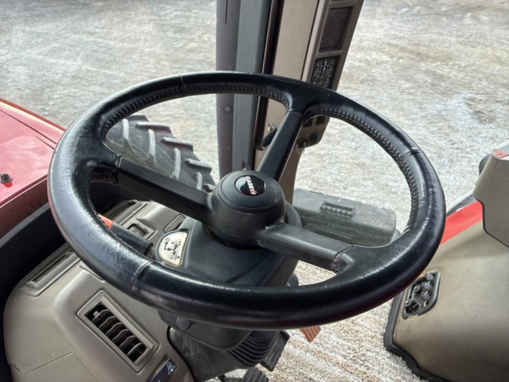 case-ih-magnum-315-image-71