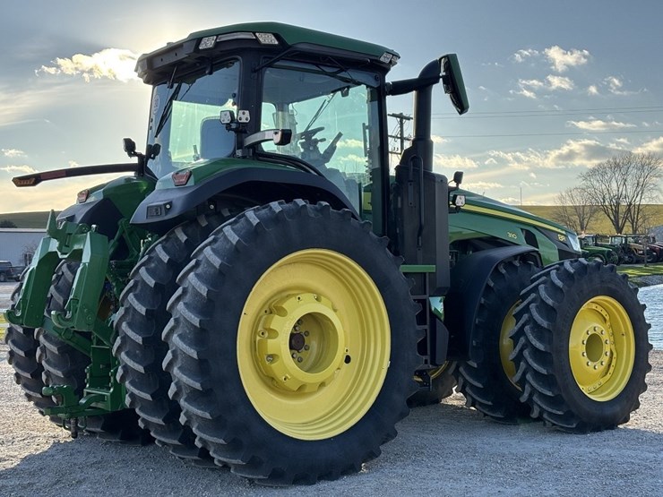 john-deere-8r-310-image-5