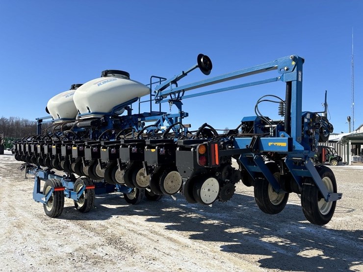 kinze-3600-image-3