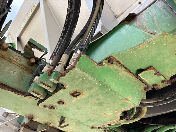 john-deere-600r-image-26