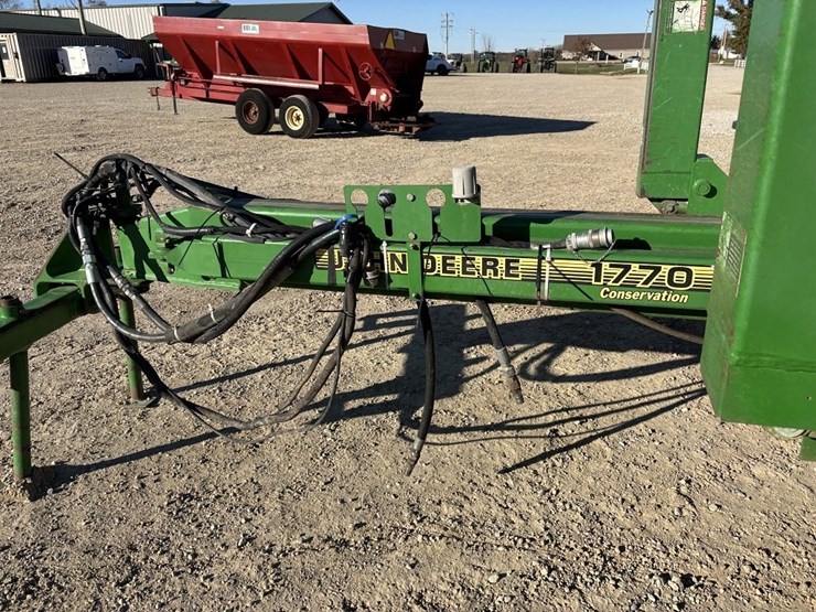 1997-john-deere-1770-image-60