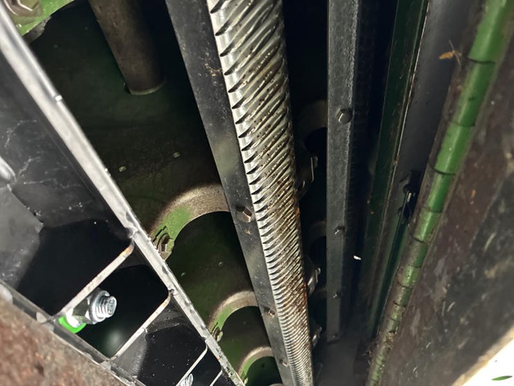 john-deere-9550-image-32