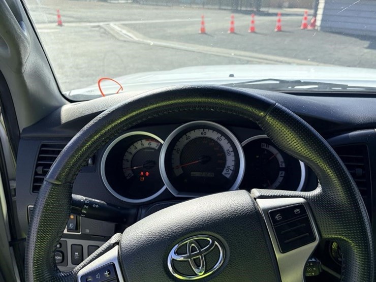 toyota-tacoma-image-14