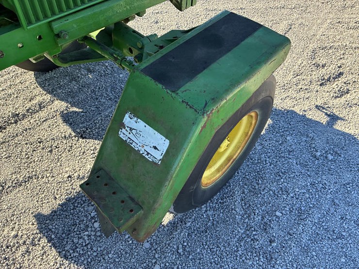 john-deere-4020-image-37
