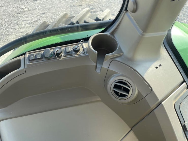 john-deere-8r-370-image-85