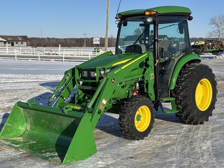 john-deere-4066r-image-1