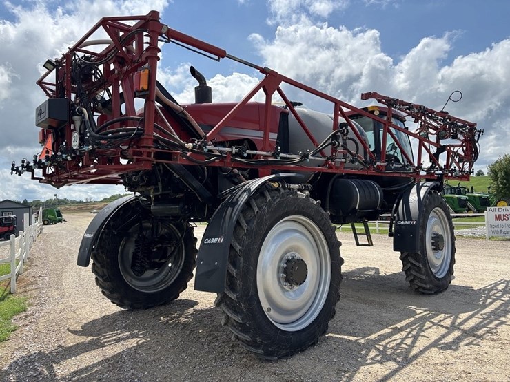 case-ih-3230-image-5
