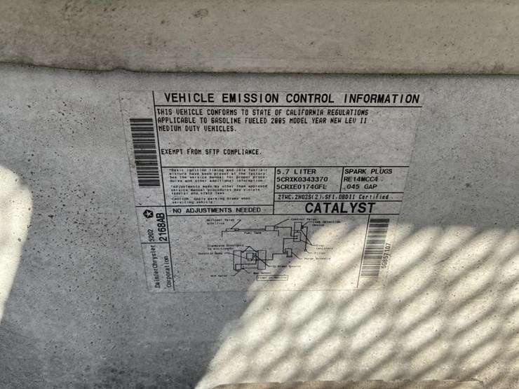 2005-dodge-ram-2500-image-8