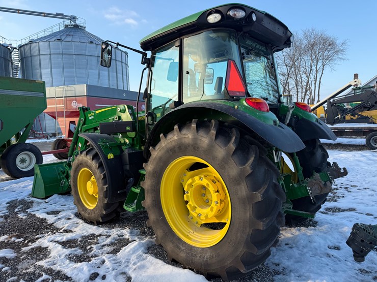 2019-john-deere-r-image-2
