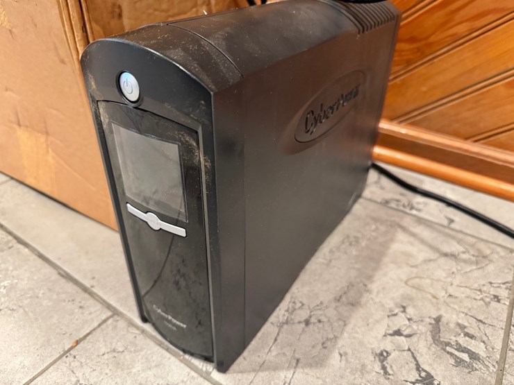 #5094-•-cyber-power-batery-backup/surge-protector-image-1