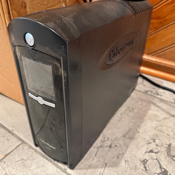 #5094 • CYBER POWER BATERY BACKUP/SURGE PROTECTOR