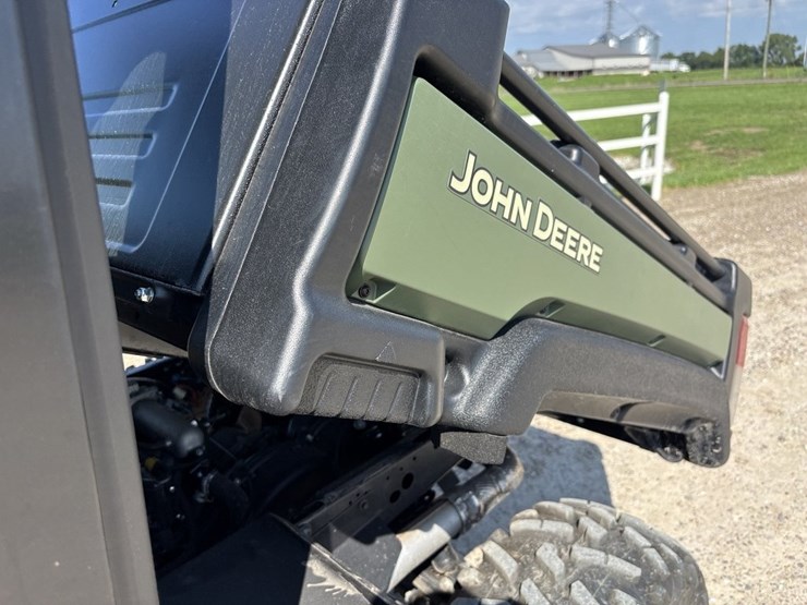 john-deere-gator-image-37