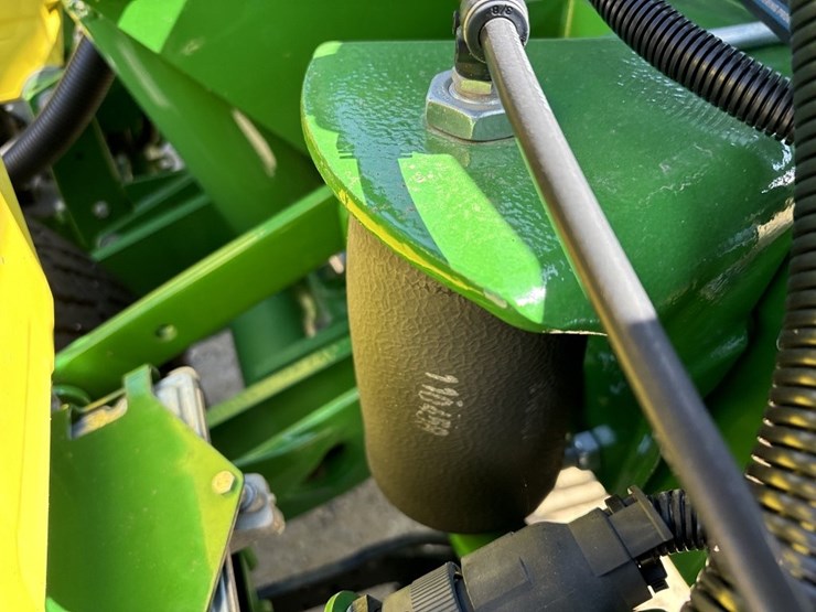 2017-john-deere-1775nt-image-19