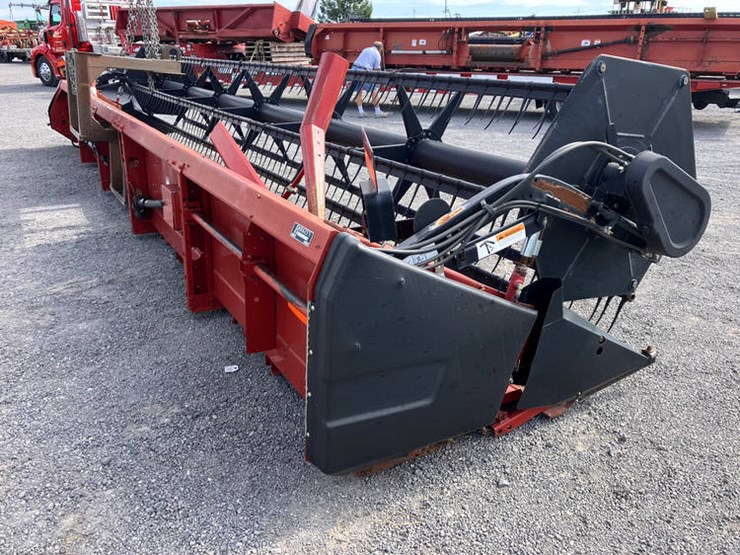 2001-case-ih-1020-image-11