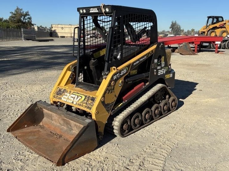 2019-asv-rt25-skid-steer-track-loader-image-1