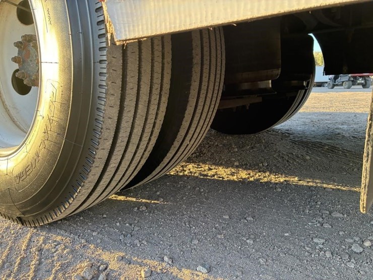 ford-f650-xlt-image-7