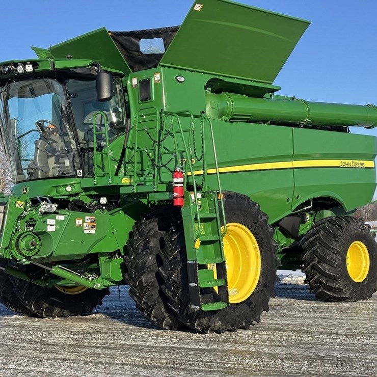 JOHN DEERE S780