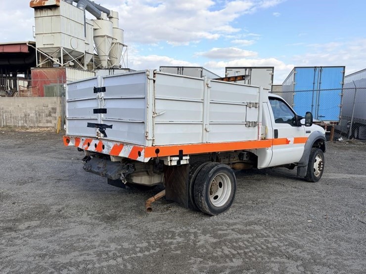 2007-ford-f450-image-3