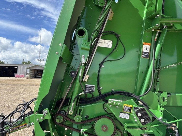 john-deere-569-premium-image-24
