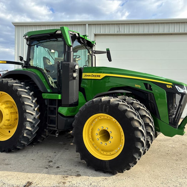 JOHN DEERE 8R 370