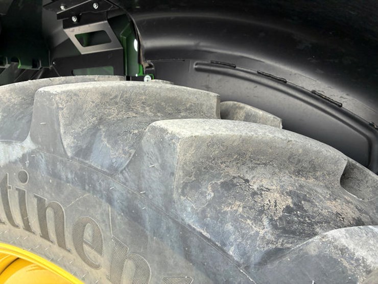 john-deere-8r-370-image-64