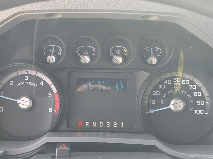 2015-ford-f550-xlt-image-18