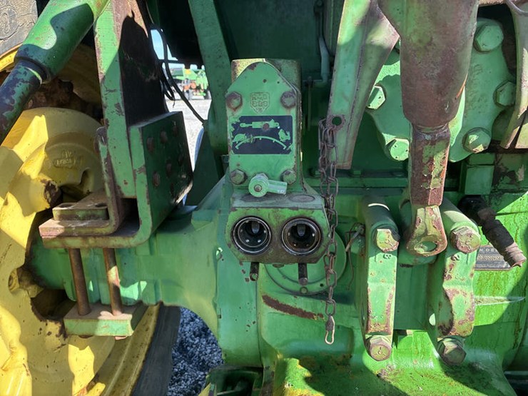 john-deere-4520-image-18