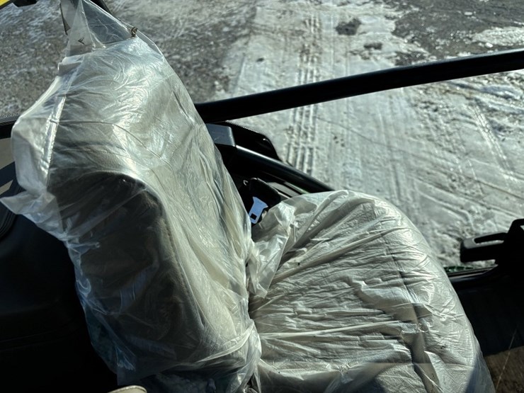 john-deere-8r-410-image-46