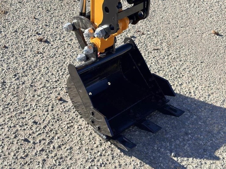 2025-vicsec-vc15-excavator-image-9