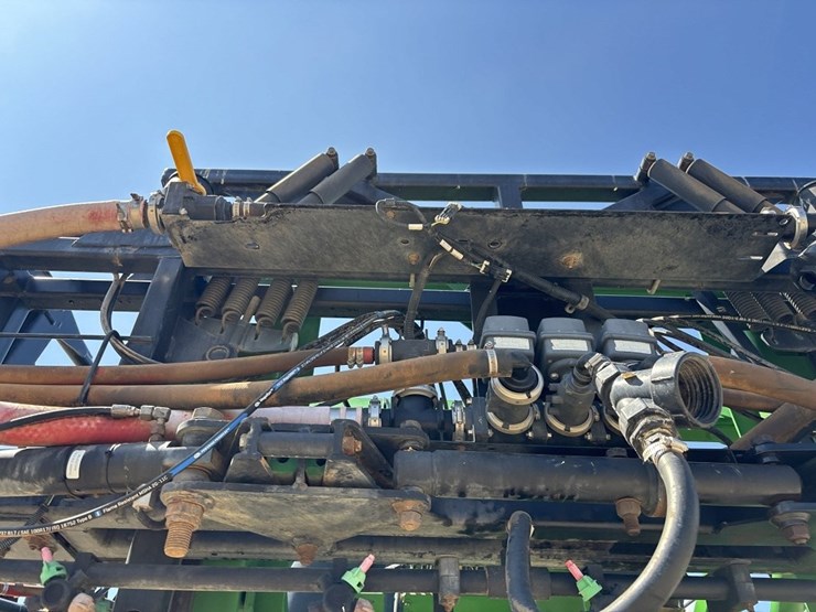 john-deere-4720-image-30