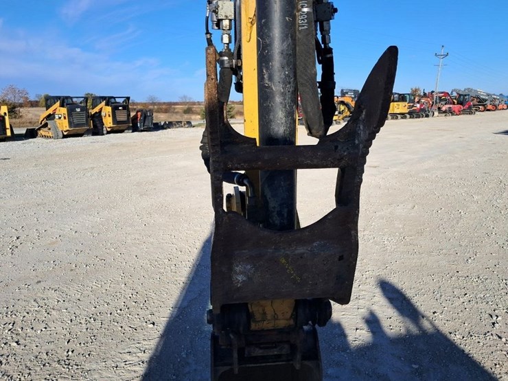 caterpillar-306-cr-image-28