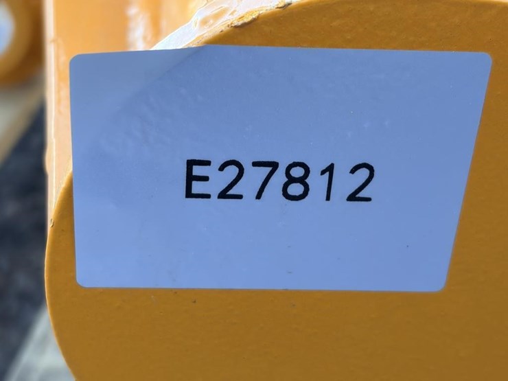 caterpillar-305-image-5