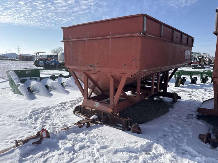 m&w-little-red-wagon-image-1