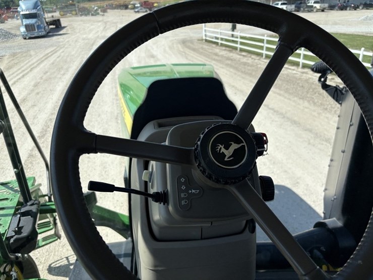 john-deere-8370rt-image-52