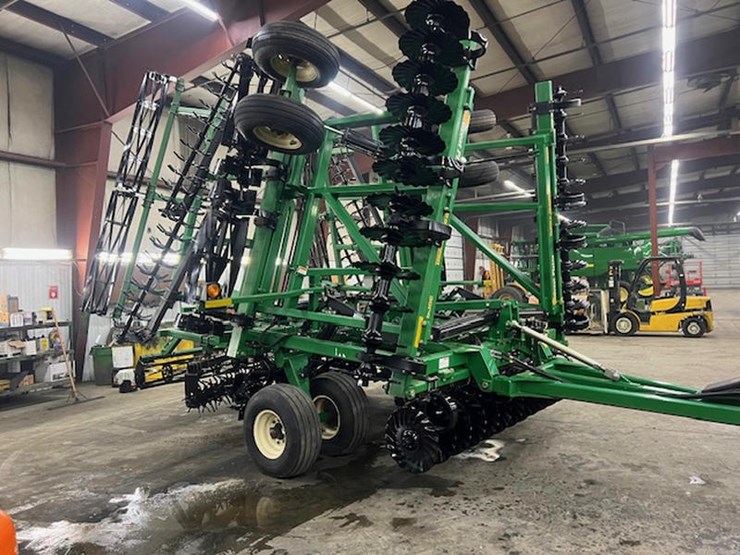 great-plains-3000tc-image-2