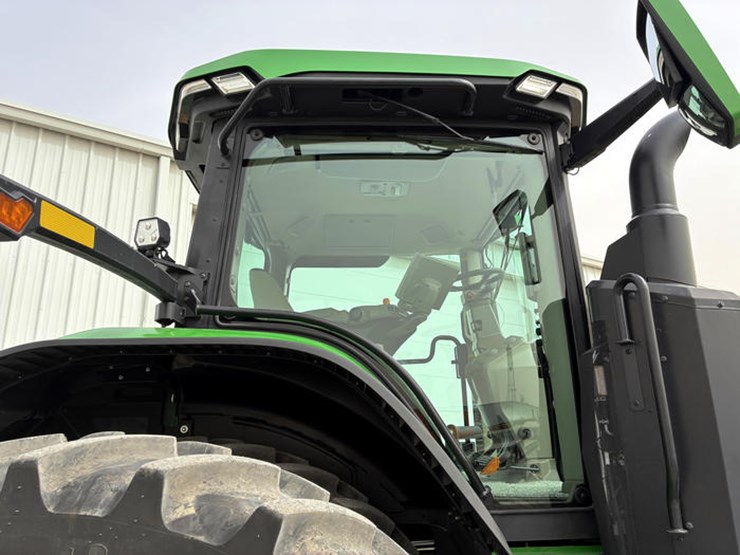 john-deere-8r-370-image-21