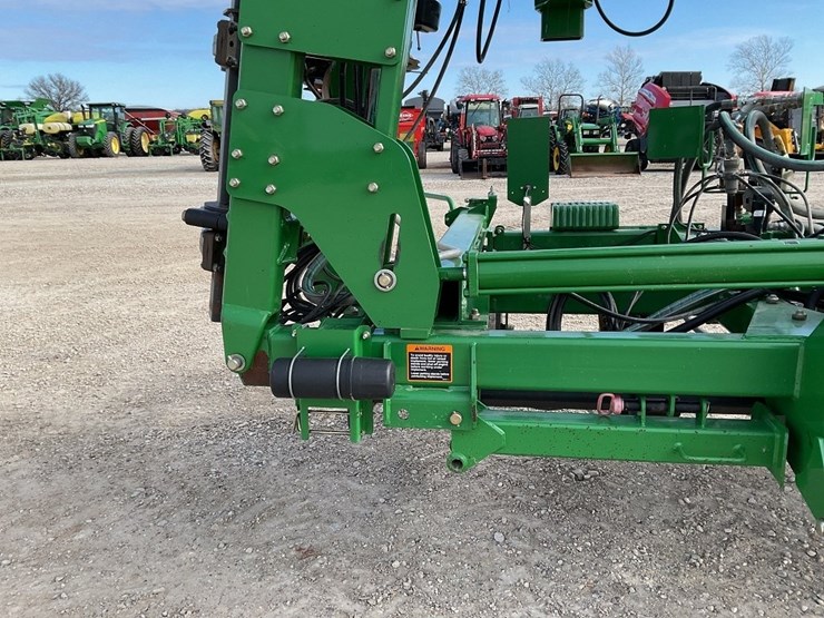 john-deere-2510h-image-11