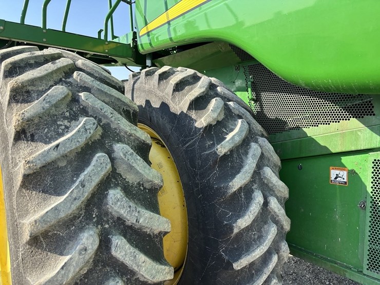 2003-john-deere-2-image-39