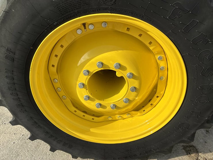 john-deere-8r-370-image-46