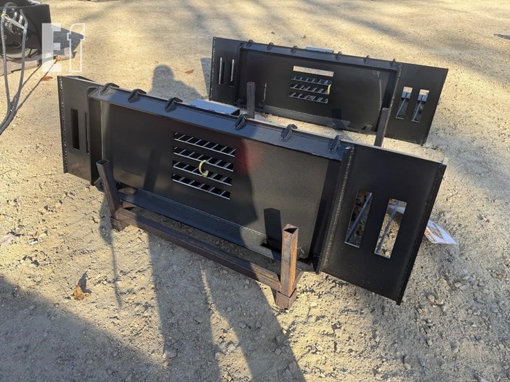 skid-steer-rock-bucket-image-3