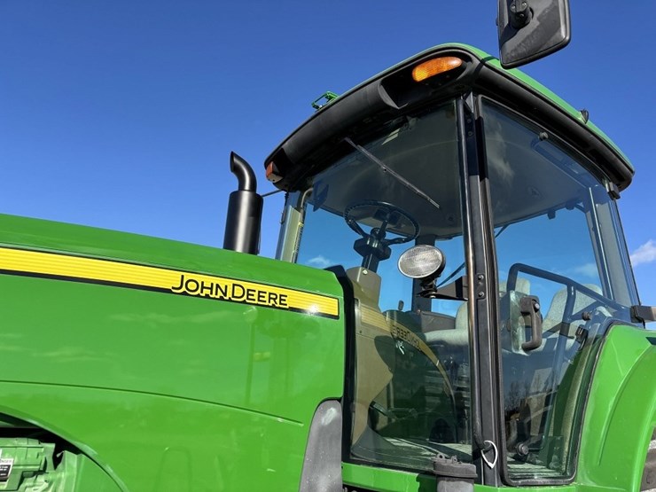 john-deere-8330-image-35
