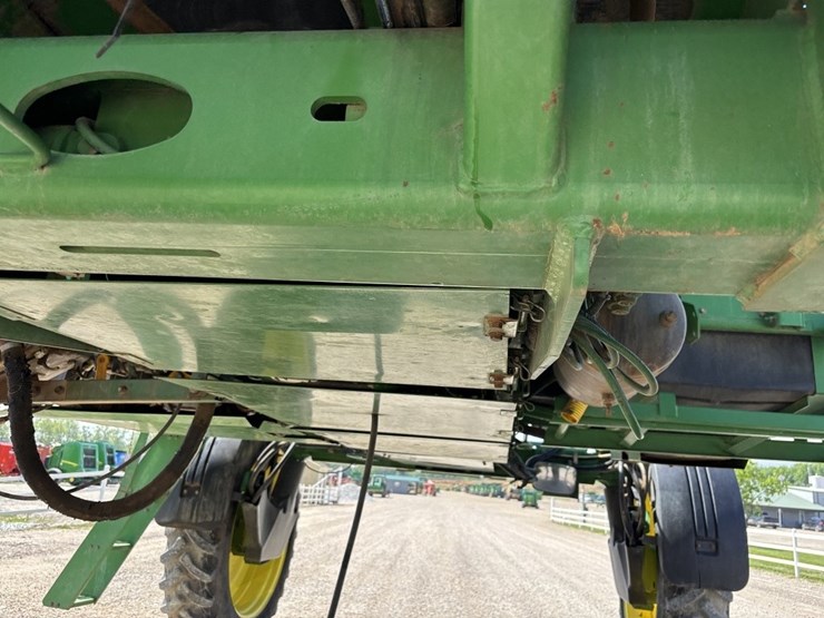 john-deere-4720-image-28