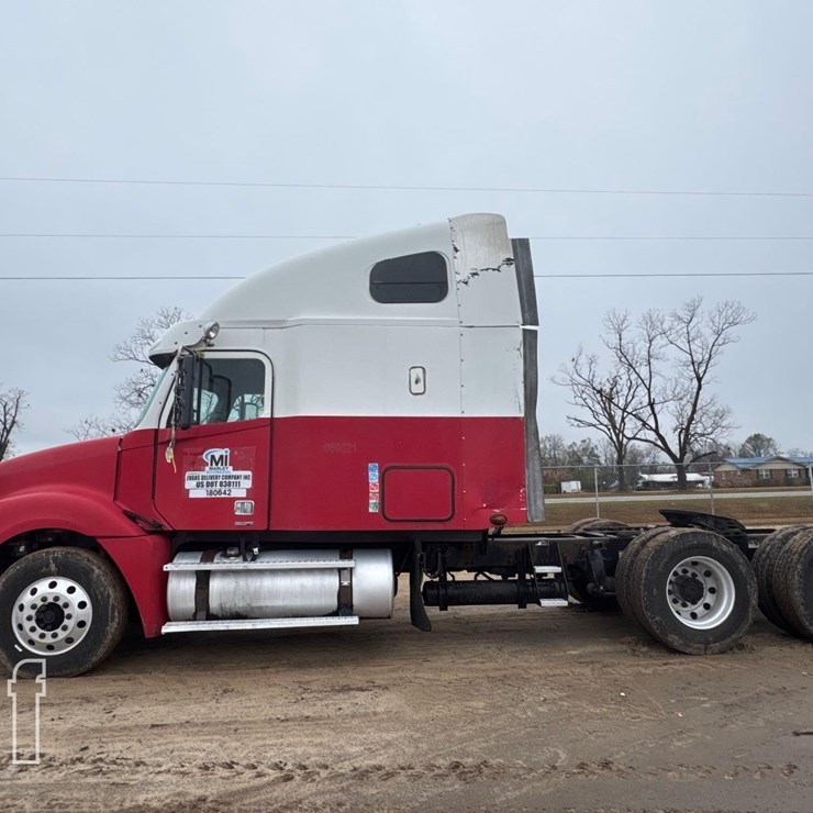 2008 FREIGHTLINER COLUMBIA 120