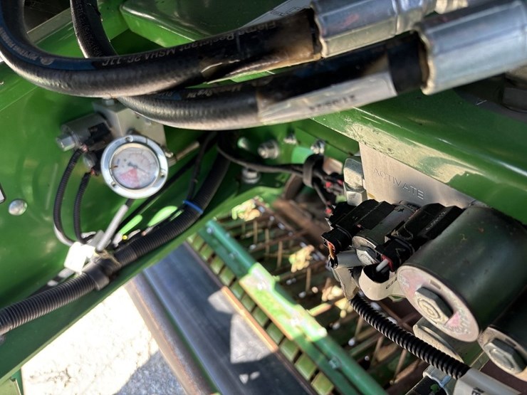 john-deere-l341-image-49