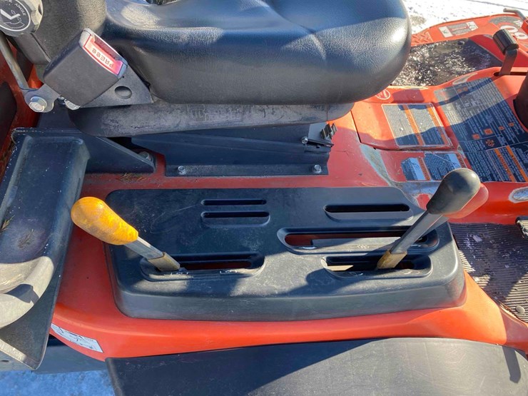2018-kubota-f3990-image-17