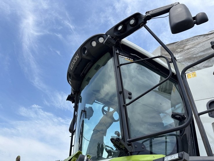 claas-lexion-8600tt-image-39