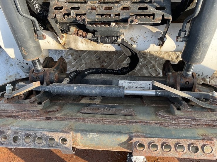 2022-bobcat-t770-image-20