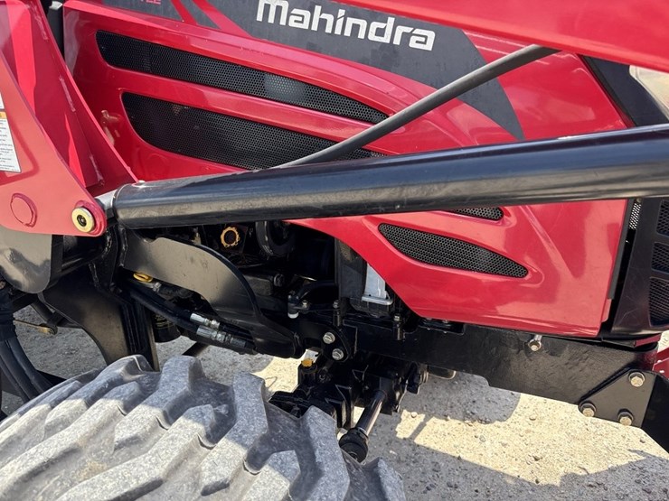 mahindra-2555-image-12